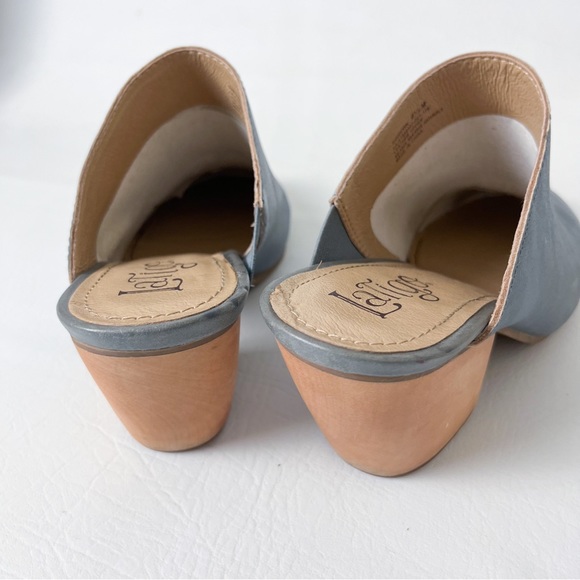 Latigo Distressed Denim Blue Genuine Leather Wood Heel Mules/Clogs - Picture 10 of 13